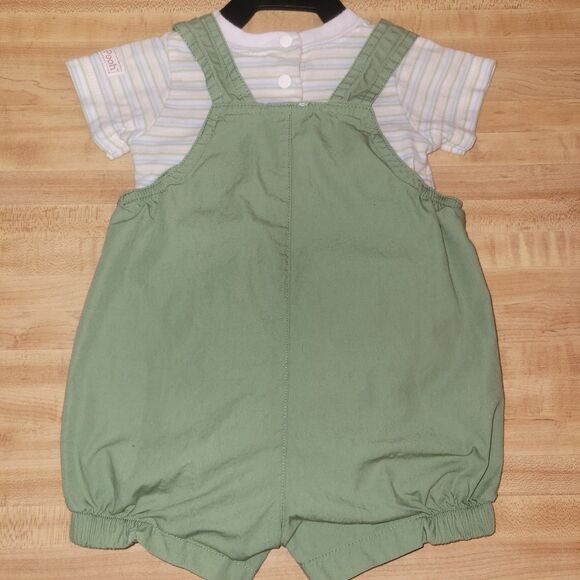 Classic Pooh Baby Romper Green Winnie the Pooh “Fly Up!” Embroidery Outfit 6M - Picture 4 of 10